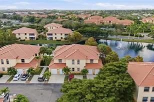 15450 Bellamar Cir, Fort Myers, FL 33908 - Photo 27