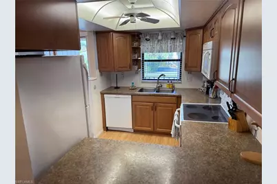 16340 Dublin Cir #204, Fort Myers, FL 33908 - Photo 7