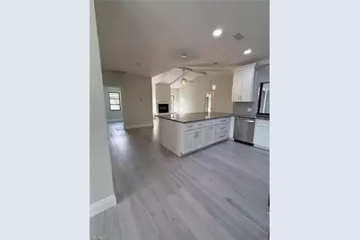 711 SE 33rd Ter, Cape Coral, FL 33904 - Photo 9