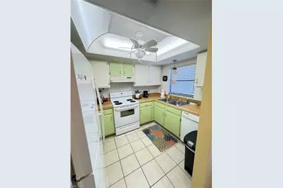 16320 Dublin Cir #203, Fort Myers, FL 33908 - Photo 5
