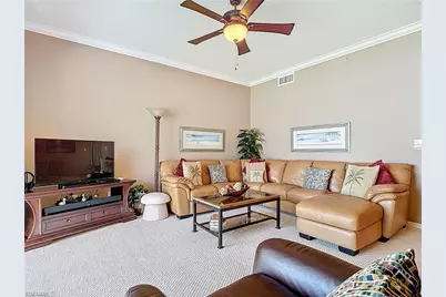 8096 Queen Palm Ln #227, Fort Myers, FL 33966 - Photo 11