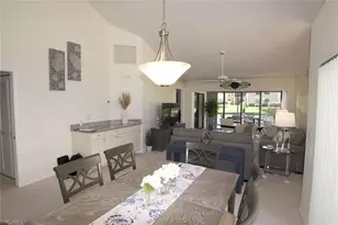 547 Beachwalk Cir, Naples, FL 34108 - Photo 3