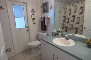 5206 Beauty St, Lehigh Acres, FL 33971 - Photo 25