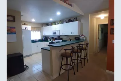 5206 Beauty St, Lehigh Acres, FL 33971 - Photo 13