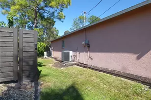 5206 Beauty St, Lehigh Acres, FL 33971 - Photo 5