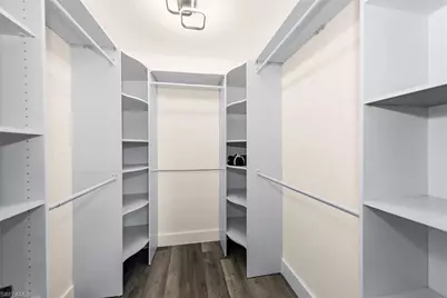 2821 NE 4th Pl, Cape Coral, FL 33909 - Photo 17