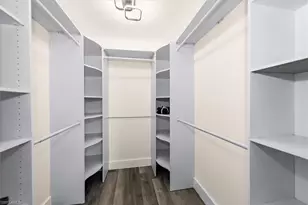 2821 NE 4th Pl, Cape Coral, FL 33909 - Photo 17