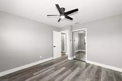 2821 NE 4th Pl, Cape Coral, FL 33909 - Photo 19