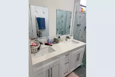 423 Kismet Pkwy E, Cape Coral, FL 33909 - Photo 9