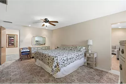 5541 Winkler Rd, Fort Myers, FL 33919 - Photo 15