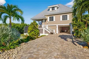 698 Spartina Ct, Sanibel, FL 33957 - Photo 1