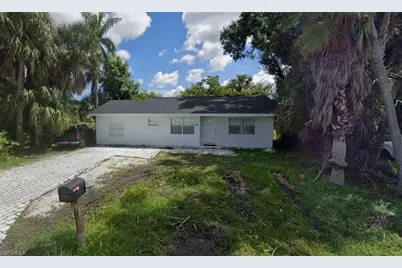 915 Alderman St, Fort Myers, FL 33916 - Photo 1