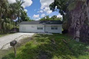 915 Alderman St, Fort Myers, FL 33916 - Photo 1