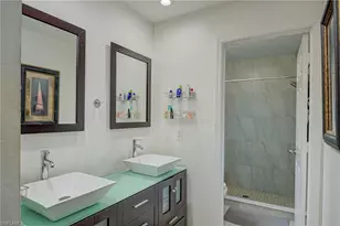 530 7th St SW, Naples, FL 34117 - Photo 21