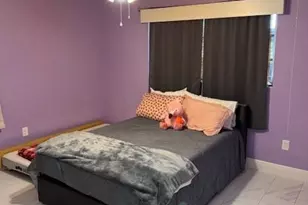 1736 Bonnie Ct, Fort Myers, FL 33901 - Photo 9