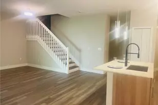 7012 Romana Way, Naples, FL 34119 - Photo 3