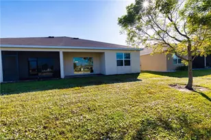 10749 Crossback Ln, Lehigh Acres, FL 33936 - Photo 27