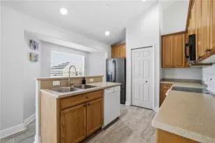 2311 SW 4th Ct, Cape Coral, FL 33991 - Photo 11