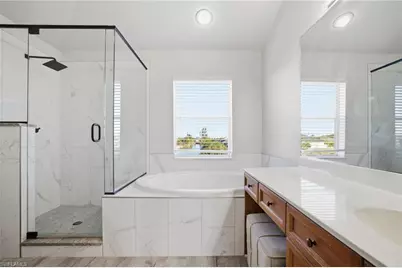 2311 SW 4th Ct, Cape Coral, FL 33991 - Photo 23