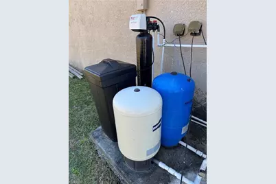 3741 NE 13th Ave, Cape Coral, FL 33909 - Photo 19