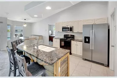 1904 NE 18th Pl, Cape Coral, FL 33909 - Photo 7