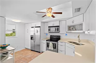 995 9th Ave S, Naples, FL 34102 - Photo 13