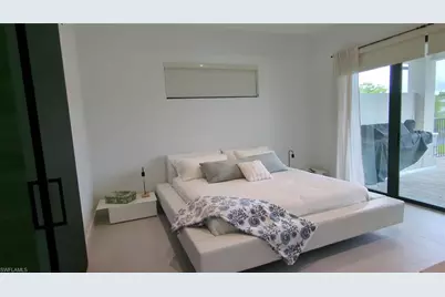 308 SW 13th Ct, Cape Coral, FL 33991 - Photo 11