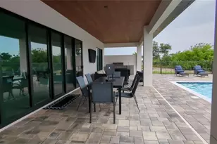 308 SW 13th Ct, Cape Coral, FL 33991 - Photo 13