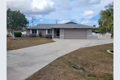 8631 Beacon St, Fort Myers, FL 33907 - Photo 1