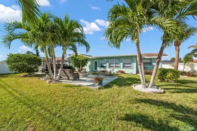 1030 SE 43rd Ter, Cape Coral, FL 33904 - Photo 27