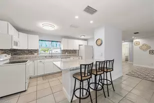 1030 SE 43rd Terrace, Cape Coral, FL 33904 - Photo 9