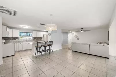 1030 SE 43rd Ter, Cape Coral, FL 33904 - Photo 11