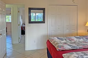 1240 Shelby Pkwy, Cape Coral, FL 33904 - Photo 27
