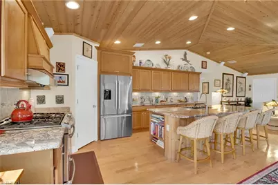 7704 Myrsine Cir #10, Bokeelia, FL 33922 - Photo 9