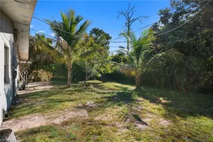 1706 Cypress Dr, Fort Myers, FL 33907 - Photo 21