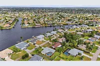 329 SE 33rd Ter, Cape Coral, FL 33904 - Photo 27