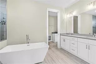 913 NW 33rd Pl, Cape Coral, FL 33993 - Photo 25