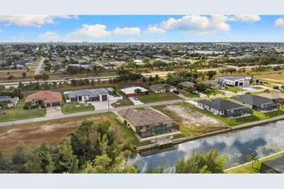 1121 SW 24th St, Cape Coral, FL 33991 - Photo 35
