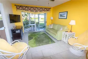 8200 Summerlin Village Cir, Fort Myers, FL 33919 - Photo 11