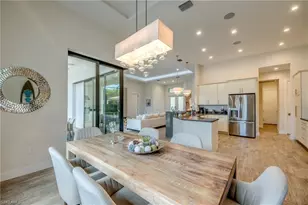 818 Montclaire Ct, Cape Coral, FL 33904 - Photo 9