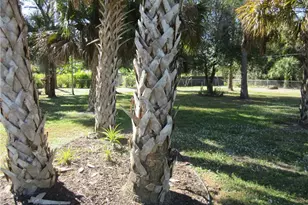 421 Broadway Ave, Lehigh Acres, FL 33972 - Photo 27