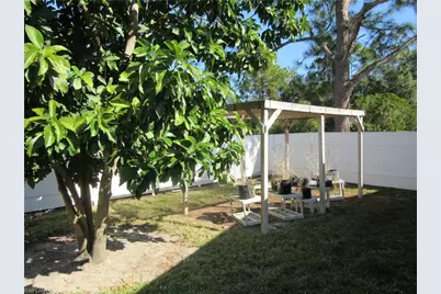 421 Broadway Ave, Lehigh Acres, FL 33972 - Photo 21