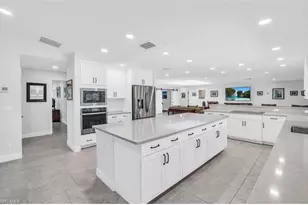 3644 Putter Point Ln, Fort Myers, FL 33919 - Photo 17