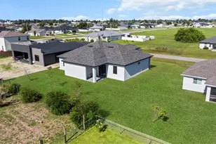 9 NW 14th Pl, Cape Coral, FL 33993 - Photo 43