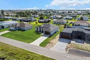 9 NW 14th Pl, Cape Coral, FL 33993 - Photo 41