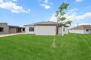 9 NW 14th Pl, Cape Coral, FL 33993 - Photo 37