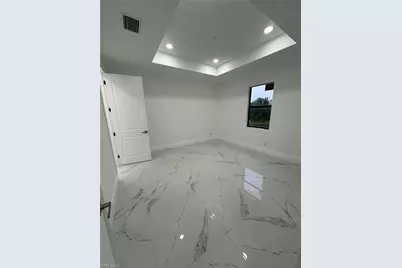 1051 Eisenhower Blvd, Lehigh Acres, FL 33974 - Photo 7