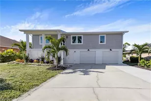 10697 Holly Rd, Bokeelia, FL 33922 - Photo 7