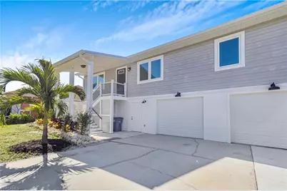 10697 Holly Rd, Bokeelia, FL 33922 - Photo 3