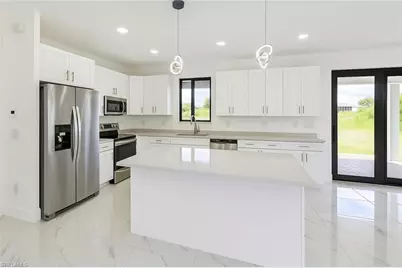 672 Nimitz Blvd, Lehigh Acres, FL 33974 - Photo 5